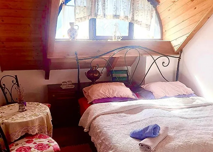 Katrina טיהאני